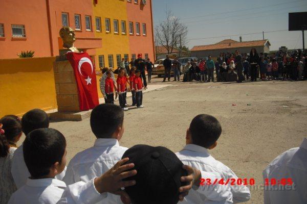 CIMG1033.JPG - Ozancık İlköğretim Okulu 23 Nisan Ulusal Egemenlik ve Çocuk Bayramı