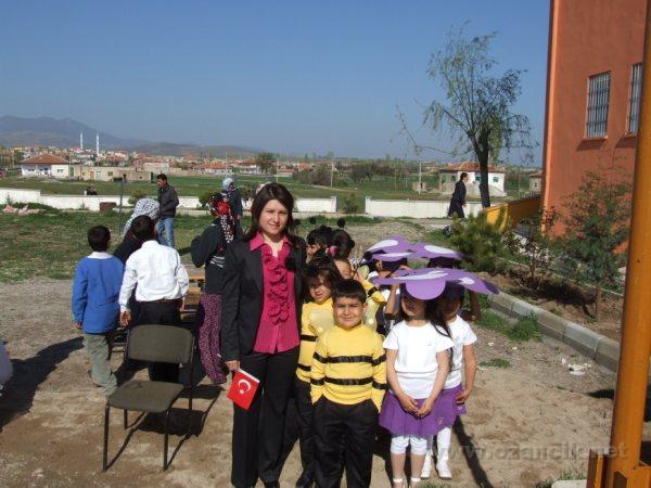 DSCF1074.JPG - Ozancık İlköğretim Okulu 23 Nisan Ulusal Egemenlik ve Çocuk Bayramı