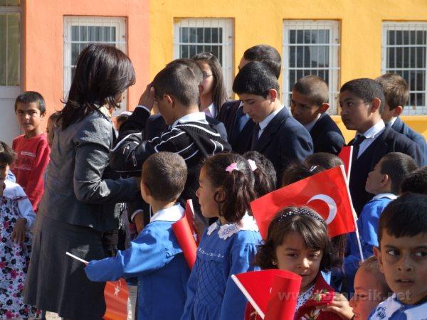 DSCF1086.JPG - Ozancık İlköğretim Okulu 23 Nisan Ulusal Egemenlik ve Çocuk Bayramı