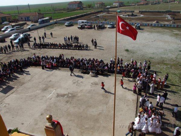 DSCF1101.JPG - Ozancık İlköğretim Okulu 23 Nisan Ulusal Egemenlik ve Çocuk Bayramı